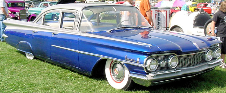 59 Oldsmobile 4dr Sedan